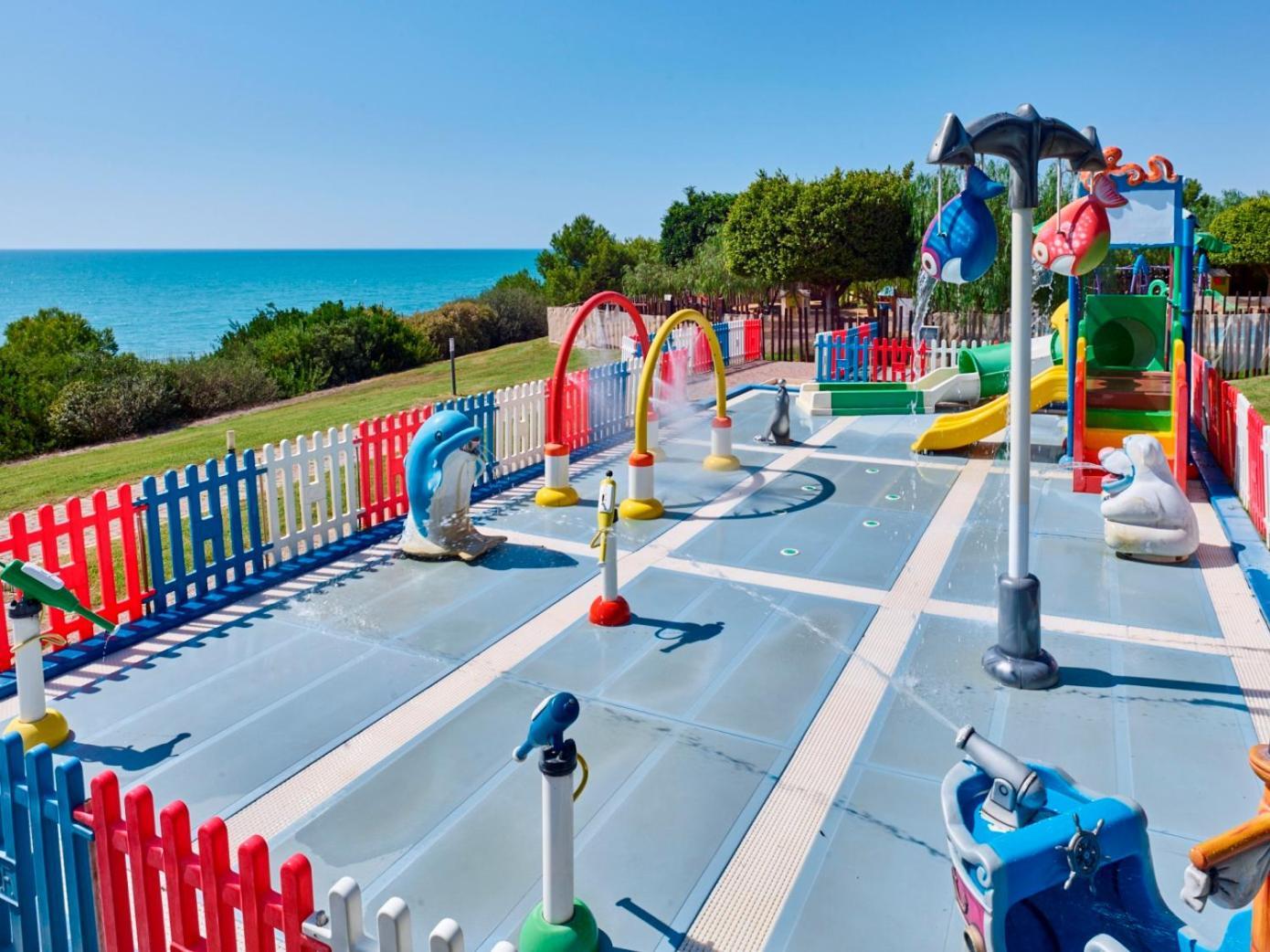 Serenusa Resort ليكاتا المظهر الخارجي الصورة